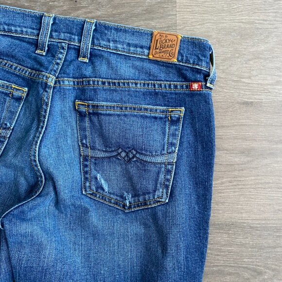 Lucky Brand Mid-Blue "Sweet n Low" Bootcut Jeans - Picture 14 of 15